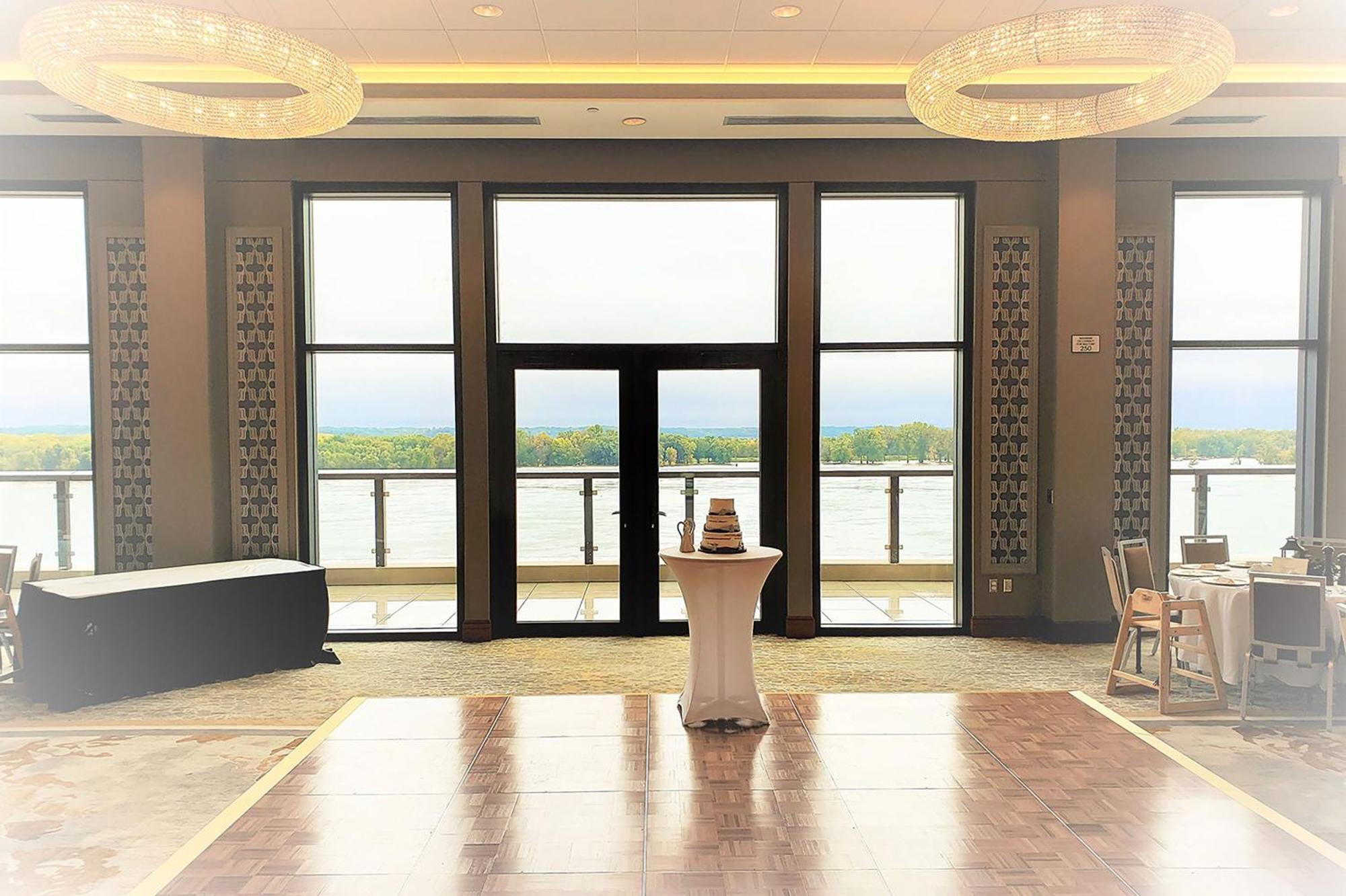 The Merrill Hotel & Conference Center, Muscatine, A Tribute Portfolio Hotel Ngoại thất bức ảnh