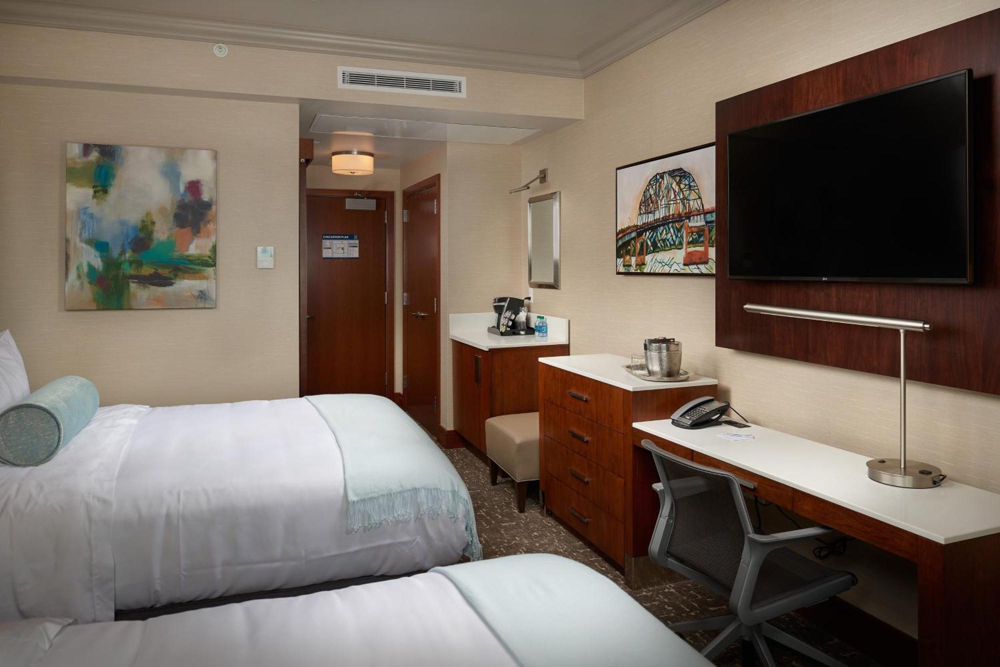 The Merrill Hotel & Conference Center, Muscatine, A Tribute Portfolio Hotel Ngoại thất bức ảnh