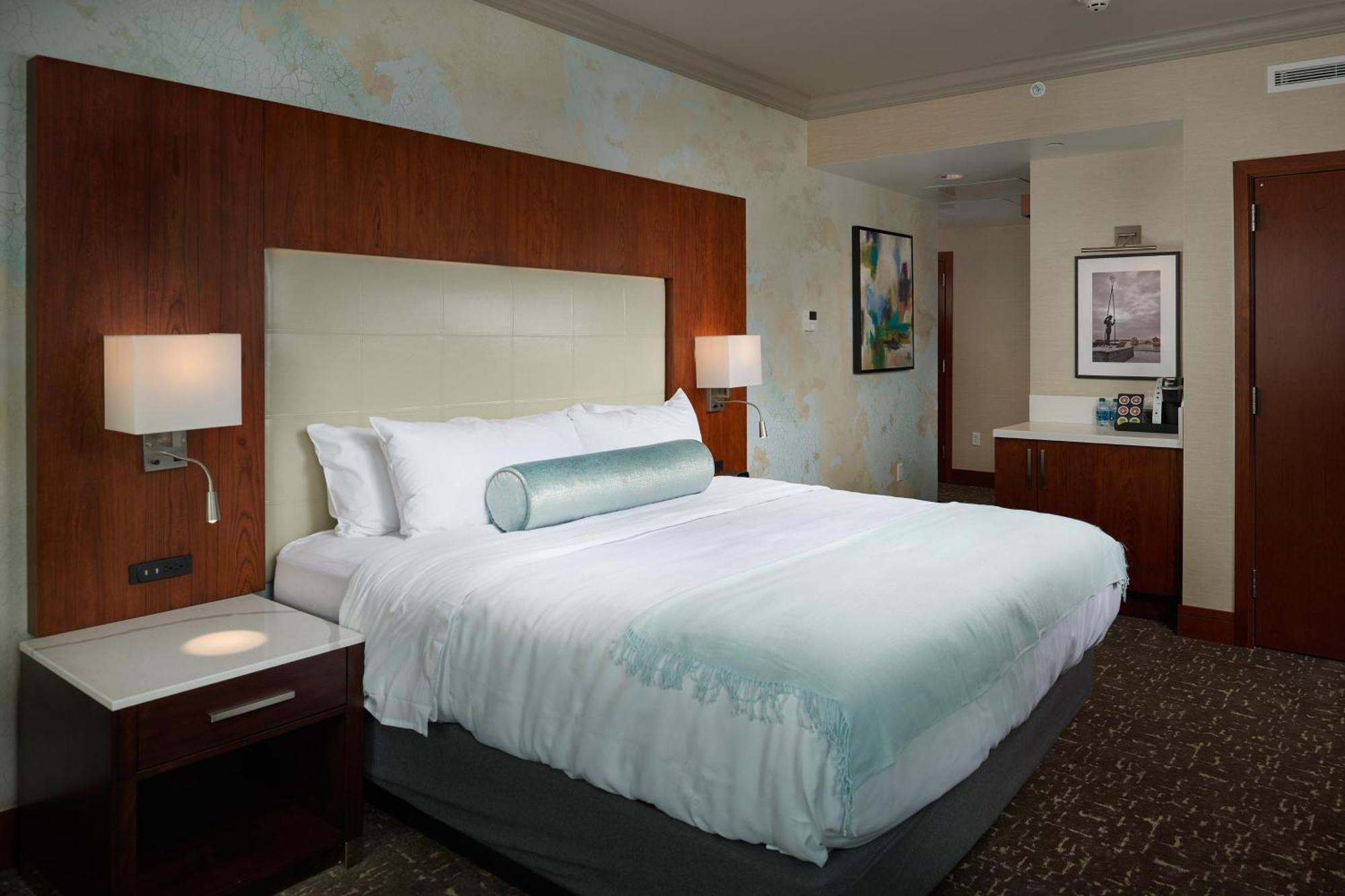 The Merrill Hotel & Conference Center, Muscatine, A Tribute Portfolio Hotel Ngoại thất bức ảnh