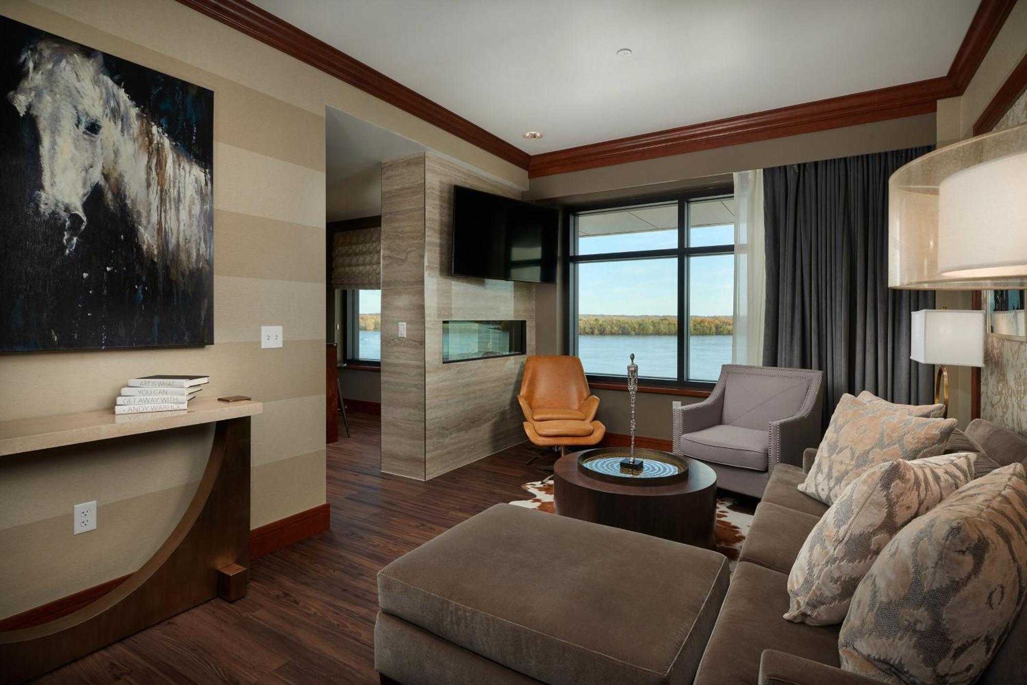 The Merrill Hotel & Conference Center, Muscatine, A Tribute Portfolio Hotel Ngoại thất bức ảnh